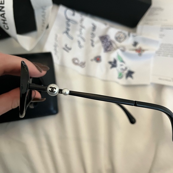 NEW CHANEL Oval Sunglasses - Picture 8 of 9